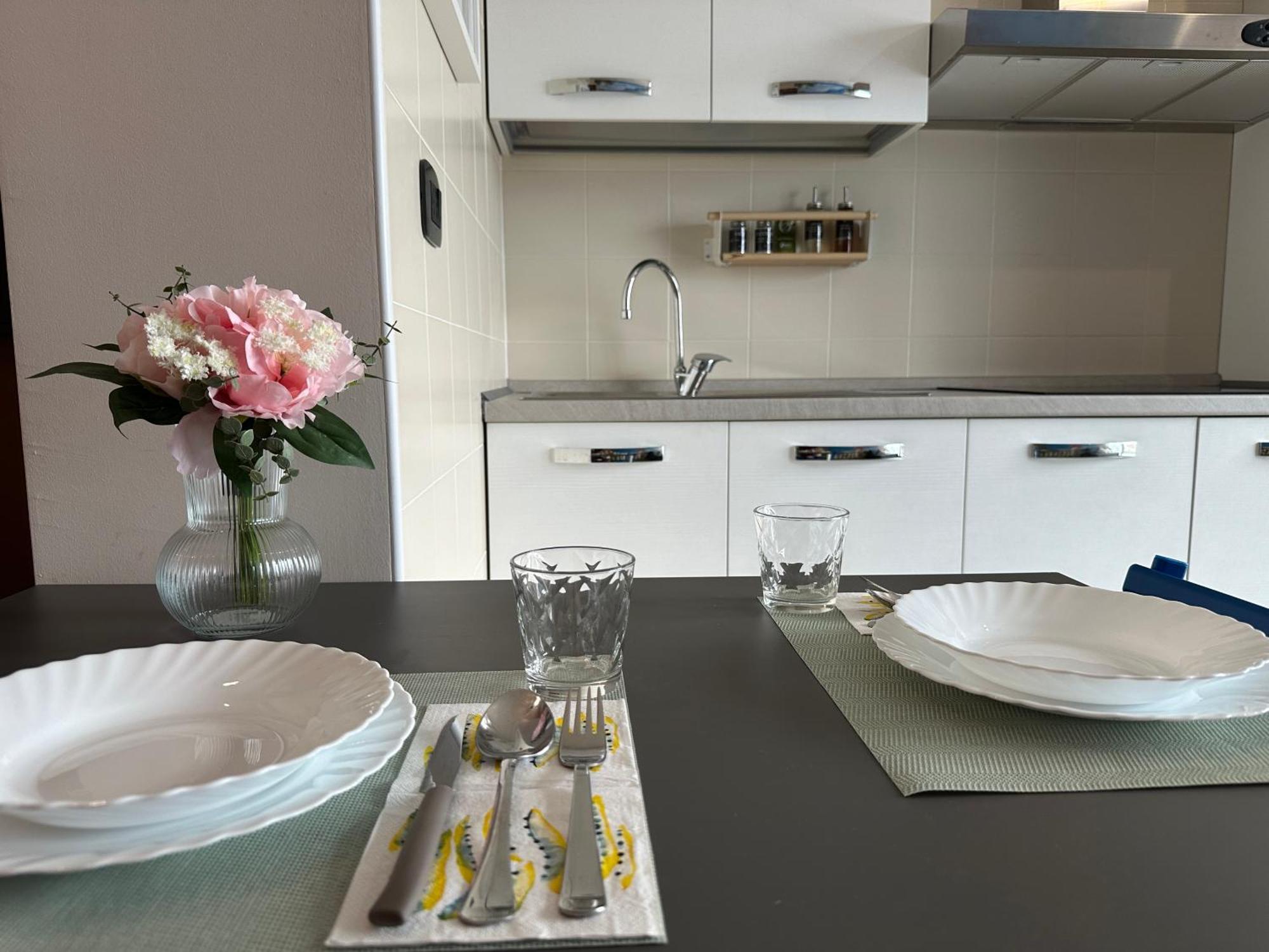 شقة Il Gabbiano Savona "Luxury House" - Wifi, Parking, Shopping Center المظهر الخارجي الصورة